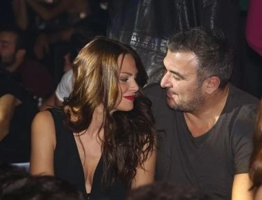 Έγκυος η η Υβόννη Μπόσνιακ; Η φουσκωμένη κοιλίτσα που πυροδότησε σχόλια (φωτο)